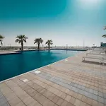 Stonetree - Modern 1Br In High-Rise Residences